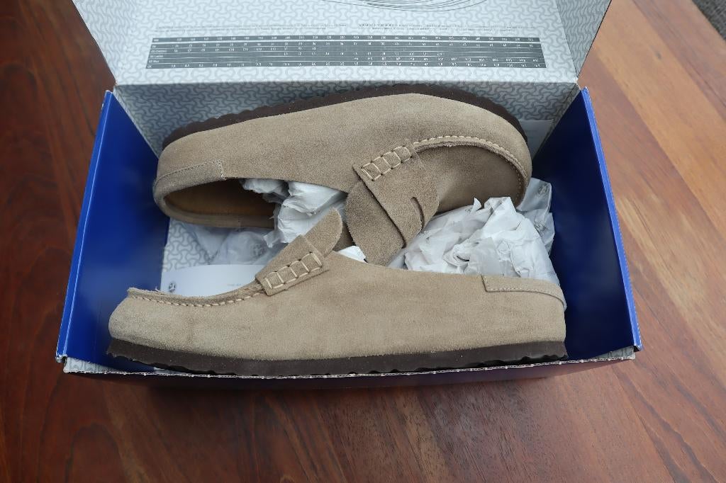 Heren Birkenstocks Naples Wrapped suede beige maat 44 nieuw, Overige kleuren, Overige typen, Nieuw, Ophalen of Verzenden