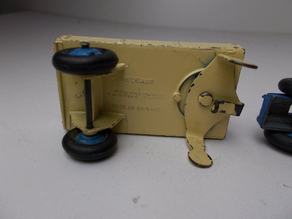 1948 Dinky Toys 33W MECHANICAL HORSE AND OPEN WAGON (B), Ophalen of Verzenden, Zo goed als nieuw, Bus of Vrachtwagen, Dinky Toys