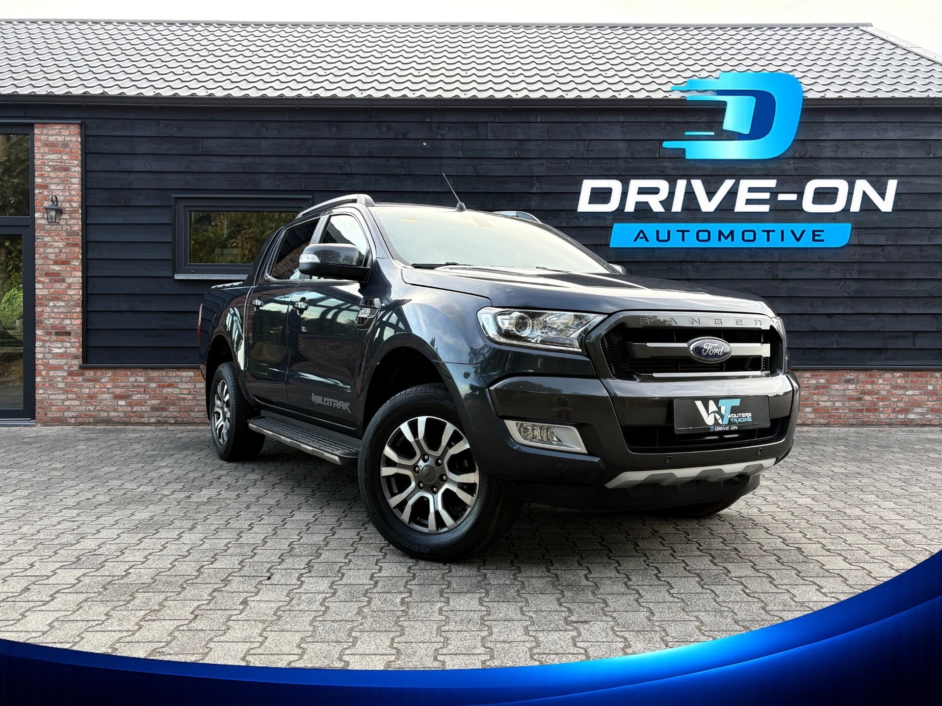 Ford Ranger 3.2 TDCi Wildtrak Supercab - 5 persoons - Roll-C, Auto's, Automaat, Gebruikt, Zwart, Leder en Stof