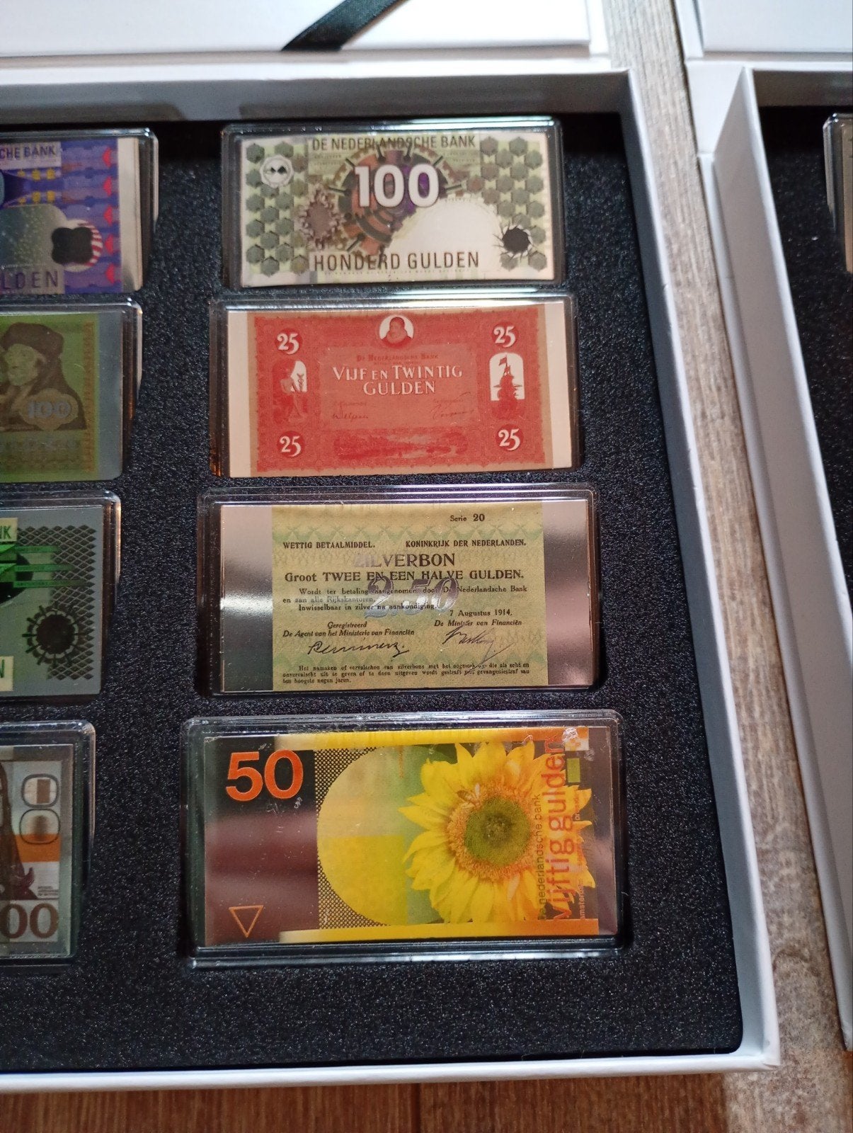 2 Sets Met Zilveren Miniatuur Bankbiljetten Nederland, Postzegels en Munten, Bankbiljetten | Nederland, Ophalen of Verzenden, Setje