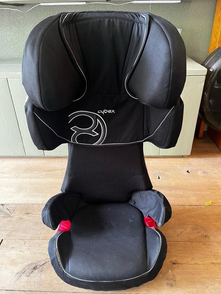 Cybex Solution X2-Fix autostoel - Zwart, 15-36 kg, Kinderen en Baby's, Autostoeltjes, Gebruikt, Overige merken, 15 t/m 36 kg, Autogordel of Isofix