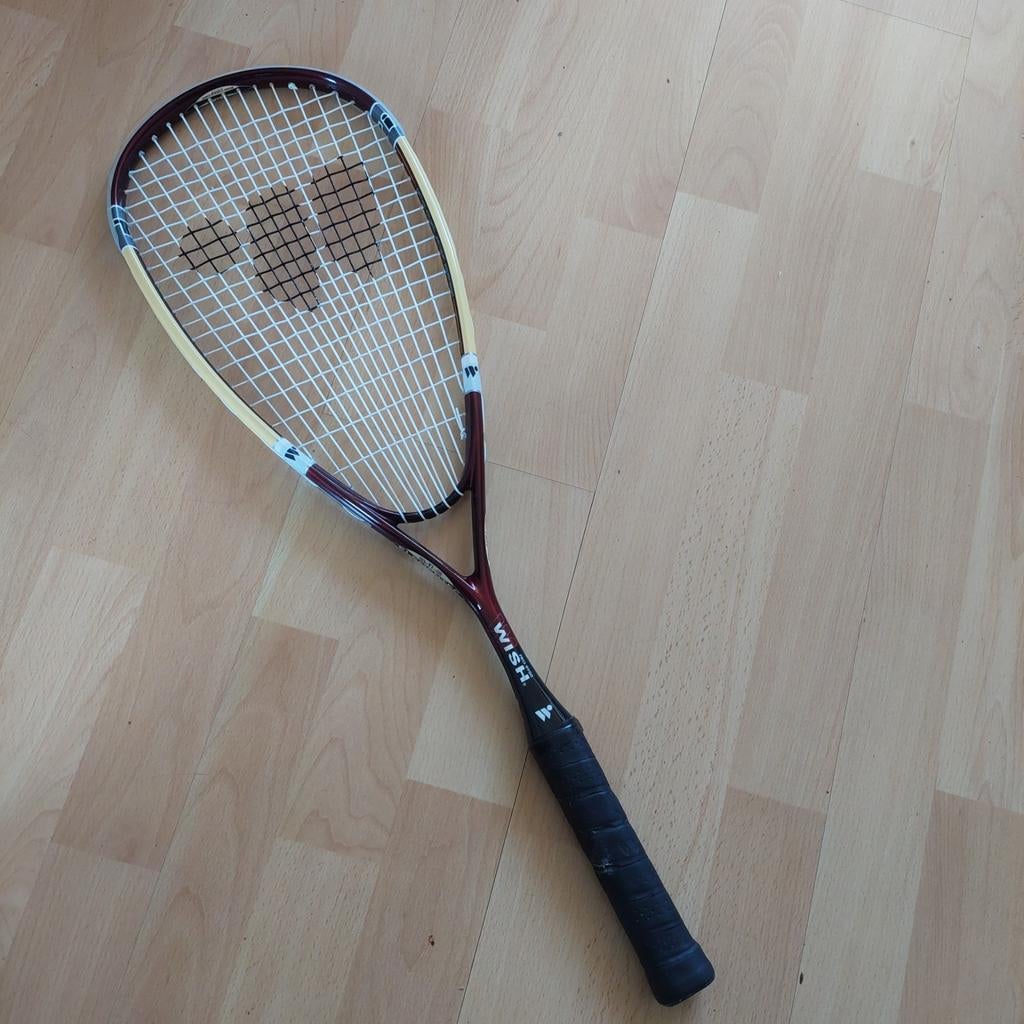 Wish squashracket 9950 zgan, Ophalen, Zo goed als nieuw