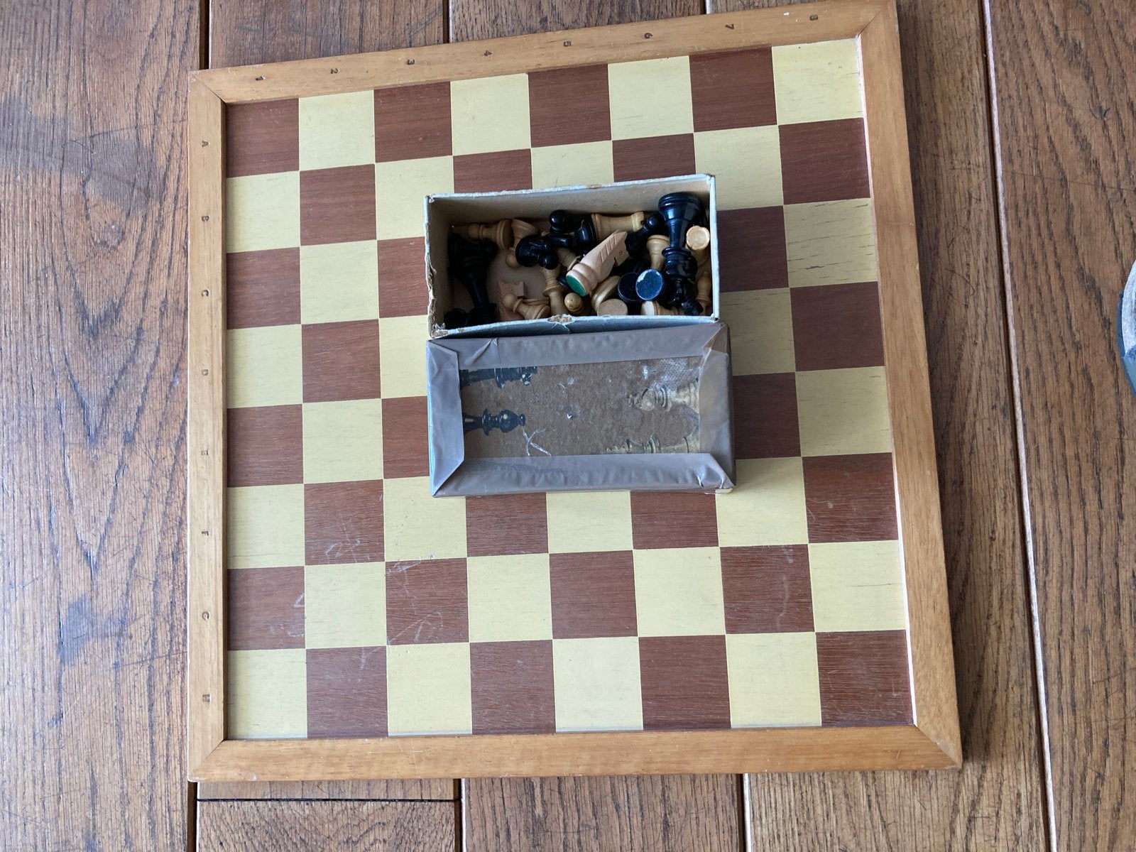Vintage Homas Spelen Schaak- en Damspel Bord, Een of twee spelers, Ophalen of Verzenden, Gebruikt