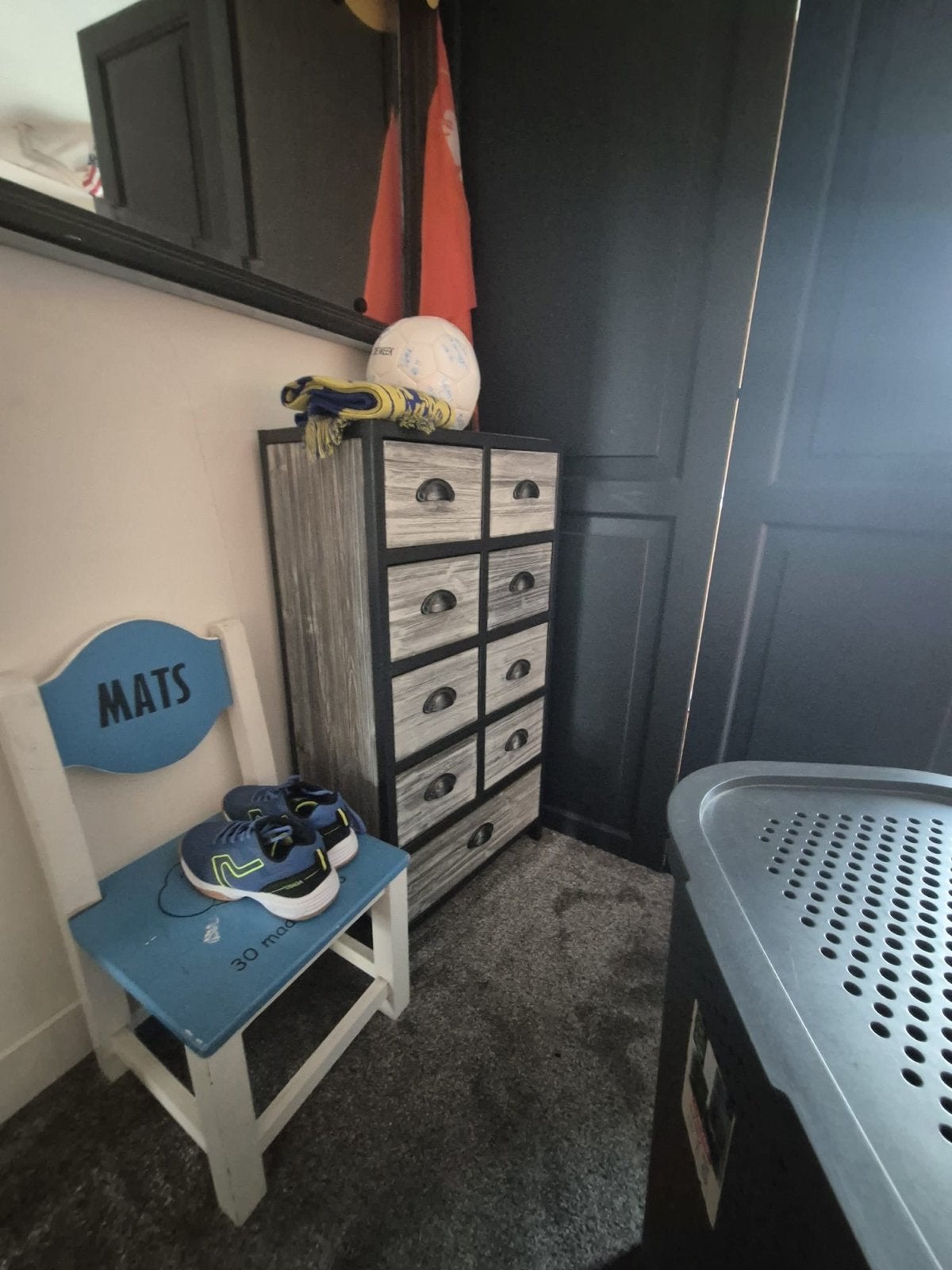 Houten ladekast met 9 laden - Grijs/Zwart, Ophalen, Minder dan 50 cm, Gebruikt, 5 laden of meer
