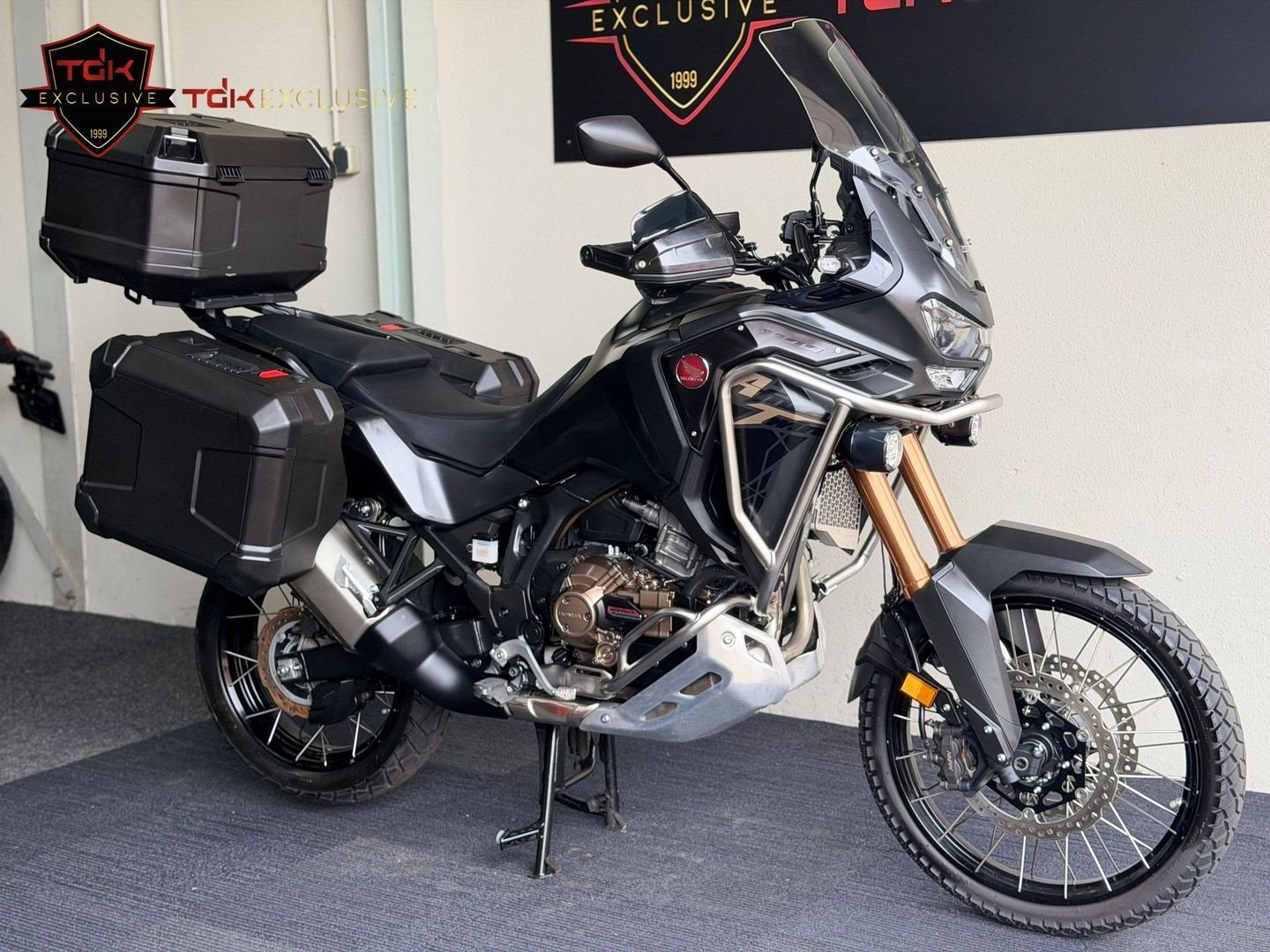 HONDA CRF 1100 L AFRICA TWIN ADVENTURE SPORTS DCT ES BOMVOL, 2 cilinders, Motorrijbewijs A, Bedrijf, Meer dan 35 kW