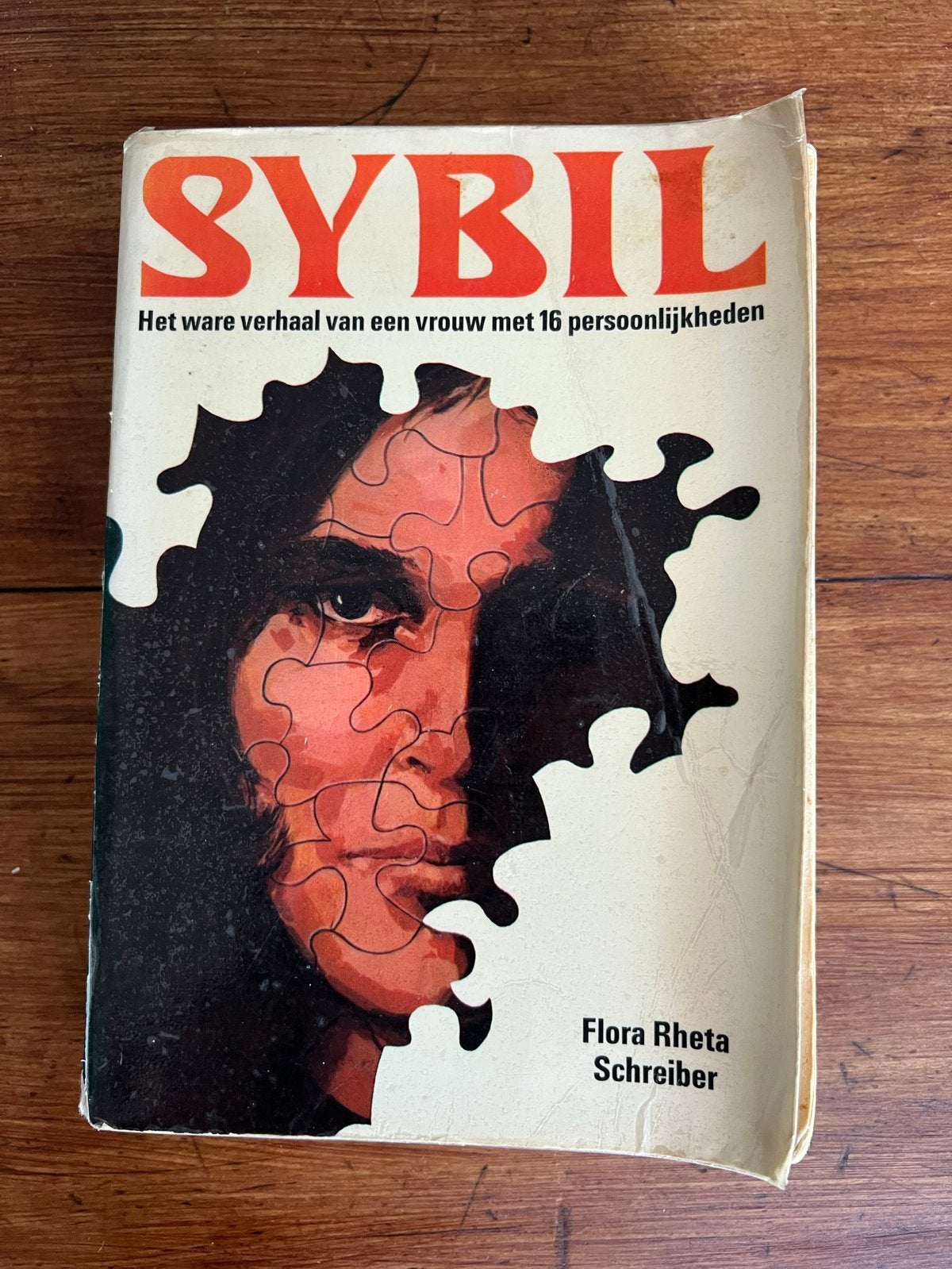 Sybil: Het ware verhaal van een vrouw met 16 persoonlijkhede, Boeken, Ophalen of Verzenden, Gelezen, Overige