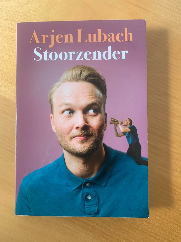 Stoorzender Arjan Lubach, Ophalen of Verzenden, Zo goed als nieuw