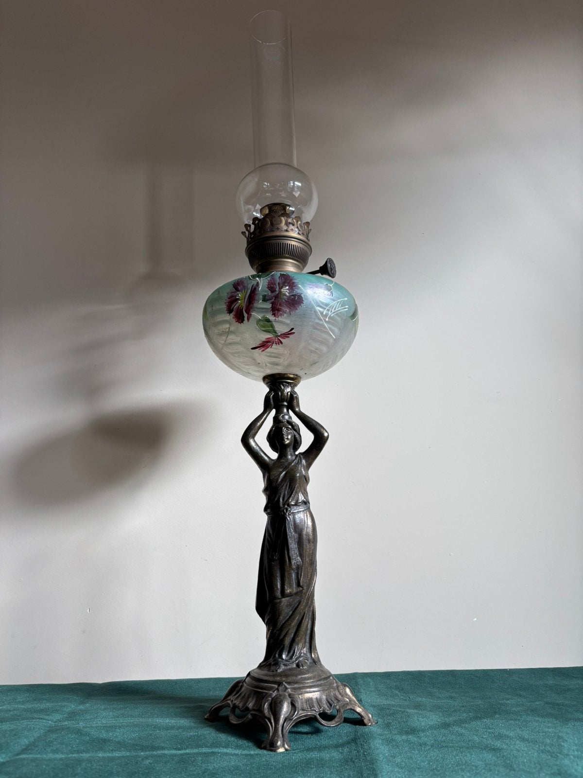Art Nouveau /Jugendstil nymphe olie lamp, Antiek en Kunst, Antiek | Lampen, Ophalen of Verzenden
