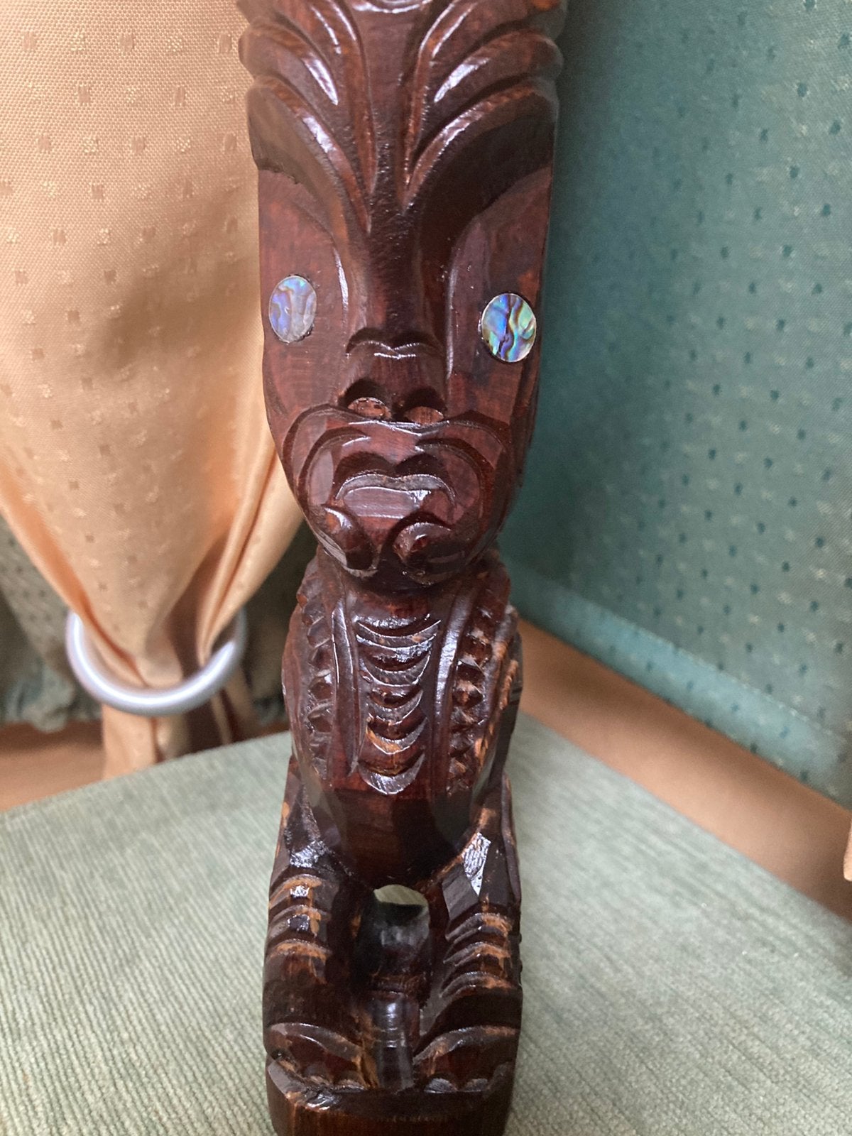 Maori Tiki Beeld Hout Rotorua Abelone Schelp, Ophalen
