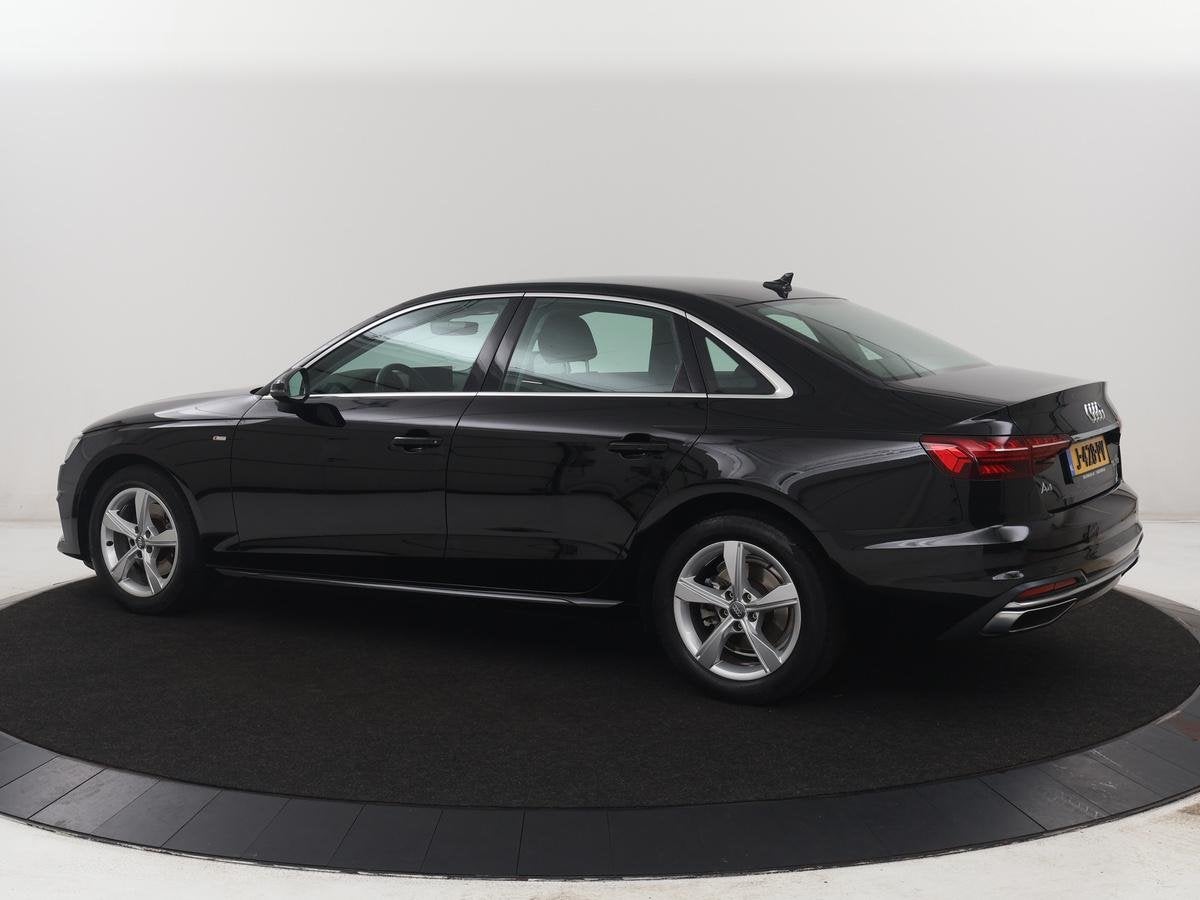 Audi A4 Limousine 35 TFSI Launch edition Business | Cruise c, Auto's, Gebruikt, 4 cilinders, A4, Origineel Nederlands