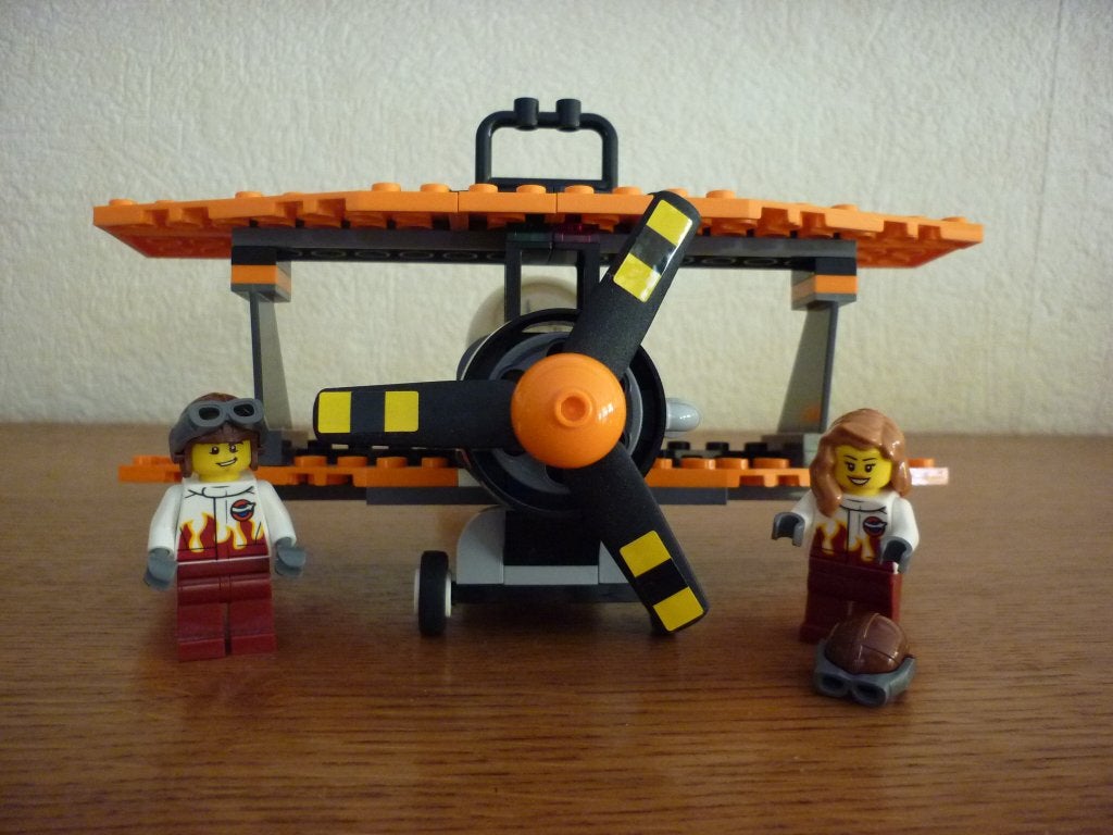Foto 5 van Lego City 60103 - Vliegveld Luchtvaartshow