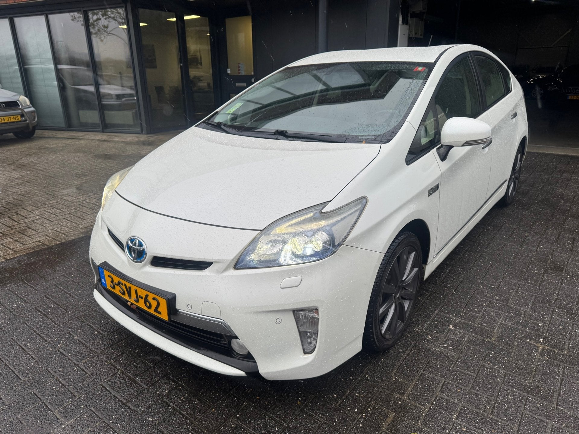 Toyota Prius 1.8 Plug-in Dynamic XENON JBL LEDER CAMERA CRUI, Gebruikt, Wit, Plug-in hybride, Prius