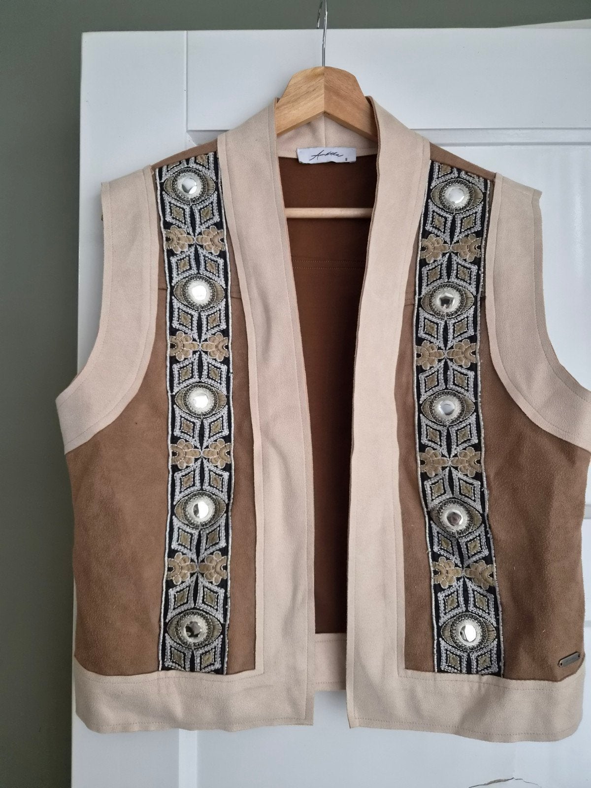 Gilet Maat S - Zo goed als nieuw, Bruin, Ophalen of Verzenden, Zo goed als nieuw, Maat 36 (S)