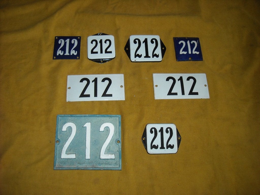 oud emaille huisnummer 212 ook 213 214 215 216 217 218 219 4, Ophalen of Verzenden