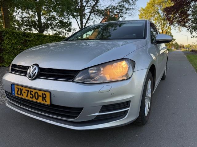 Volkswagen Golf 1.4 TSI Bns Ed. Con (bj 2016), Auto's, Voorwielaandrijving, Gebruikt, 4 cilinders, 620 kg
