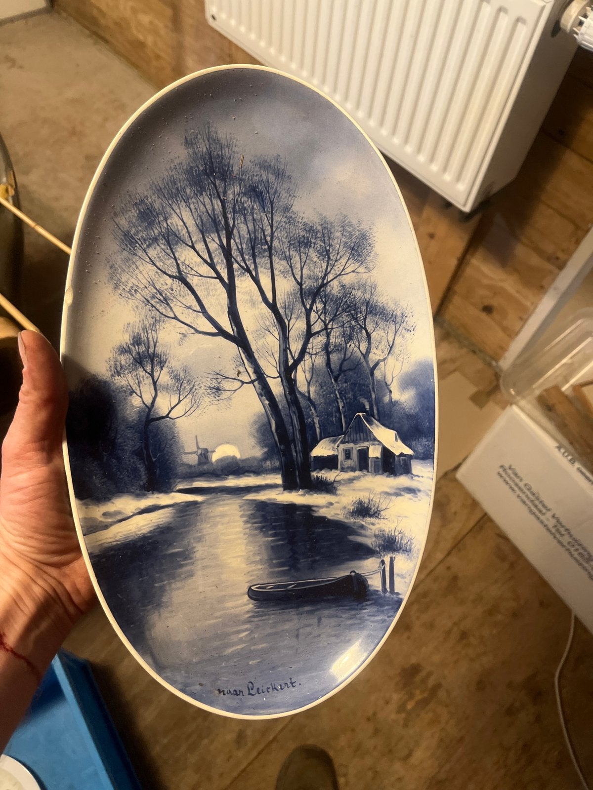 Delfts Blauw wandbord 35 cm – Winterlandschap naar Leickert, Ophalen