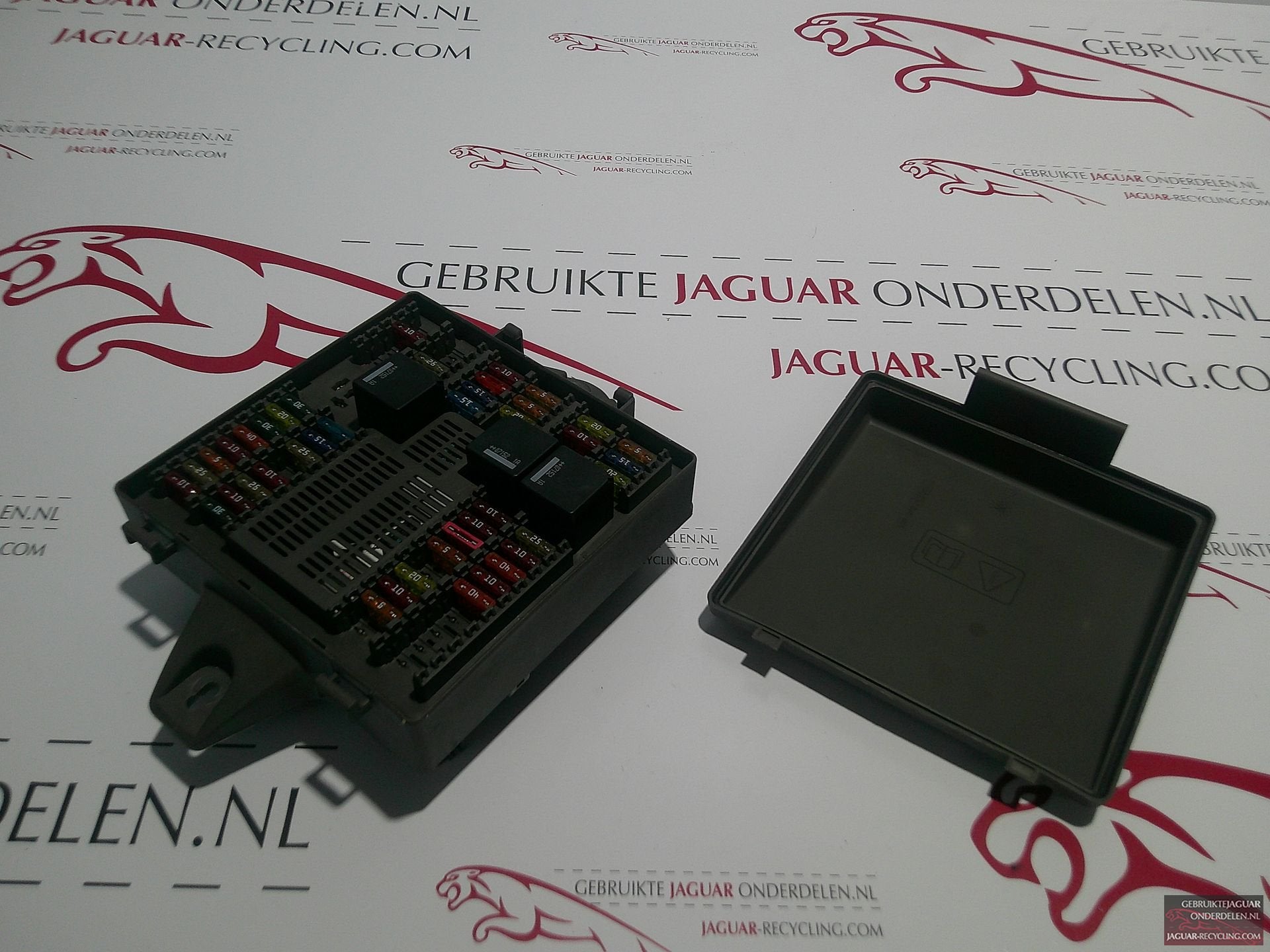 Zekeringkast 7W93-14N023-BA Jaguar XJ X358 C2C34455, Gebruikt, -, Ophalen of Verzenden, Jaguar