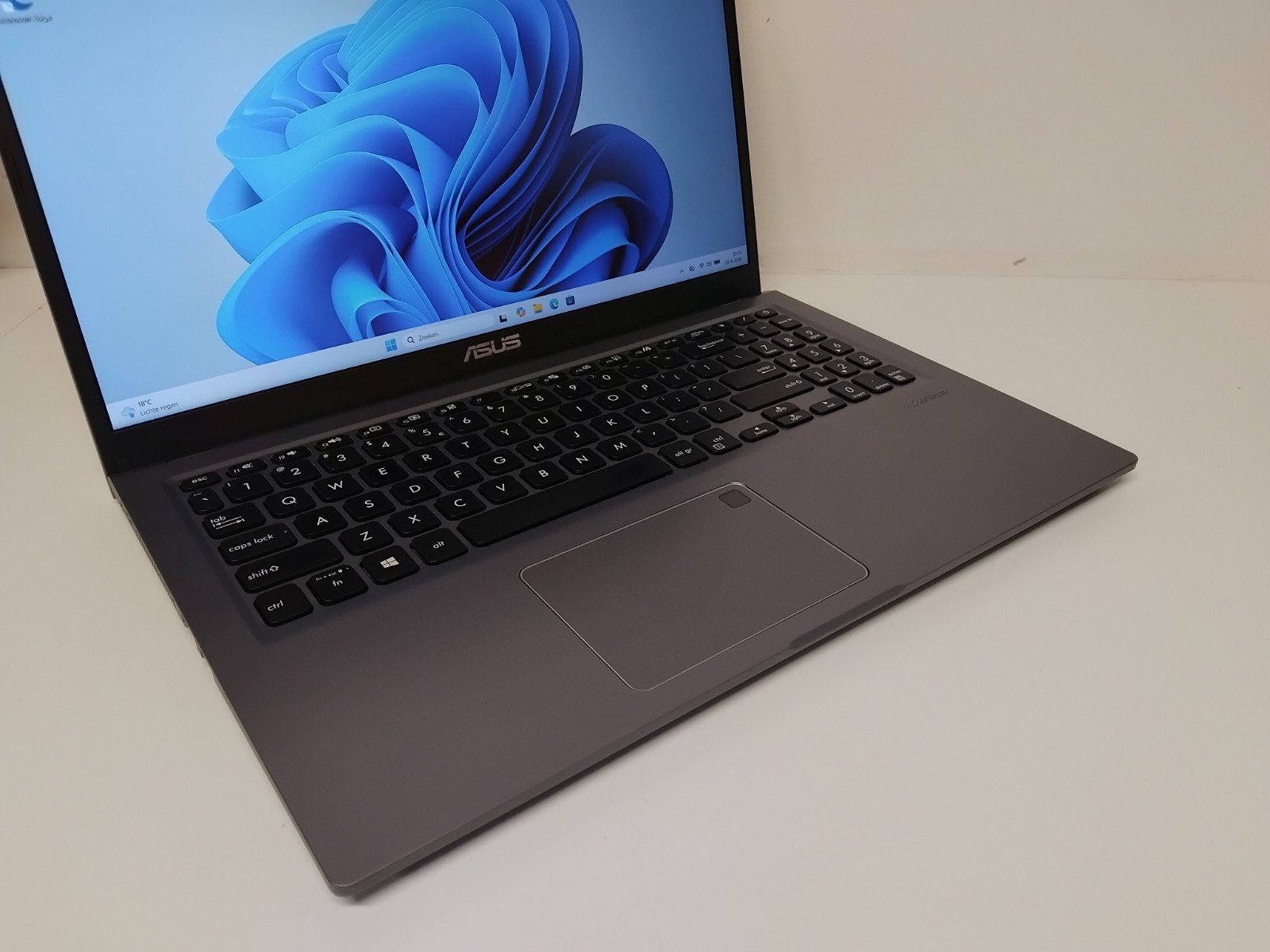 ASUS VivoBook X515JA Core i5-1035G1 16GB 512GB 15.6'' FHD, Gebruikt, Asus, Minder dan 2 Ghz, Ophalen of Verzenden