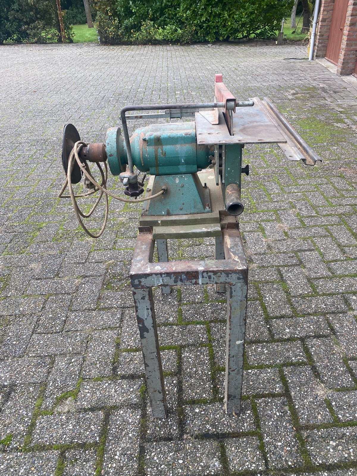 Tafel zaagmachine merk Tormo, Doe-het-zelf en Verbouw, Gereedschap | Zaagmachines, Ophalen, Gebruikt, Cirkelzaag, 600 tot 1200 watt