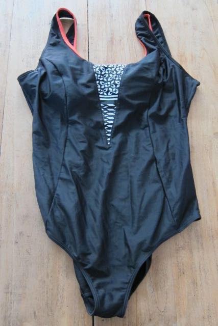 Bonprix badpak maat 48 zwart dames, Bonprix, Zwart, Badpak, Zo goed als nieuw
