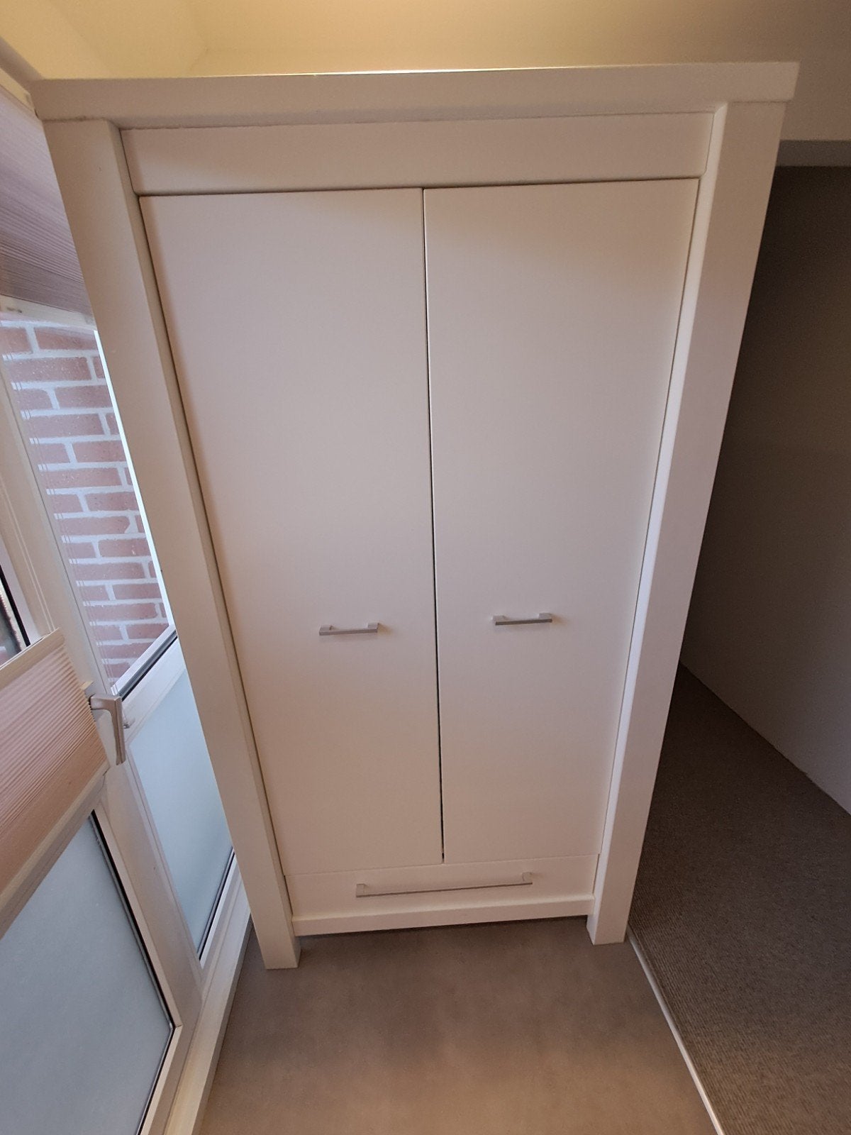 Witte kledingkast met hangruimte, legplank en lade, Gebruikt, 100 tot 150 cm, 150 tot 200 cm, 50 tot 75 cm