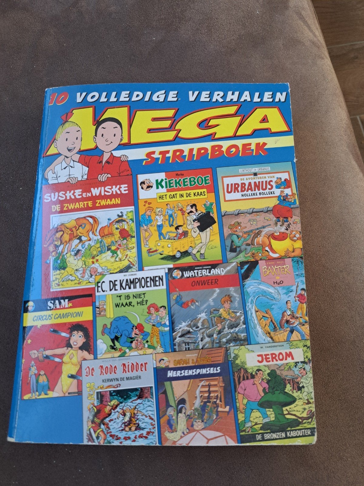 Mega Stripboek - 10 Volledige Stripverhalen, Ophalen of Verzenden