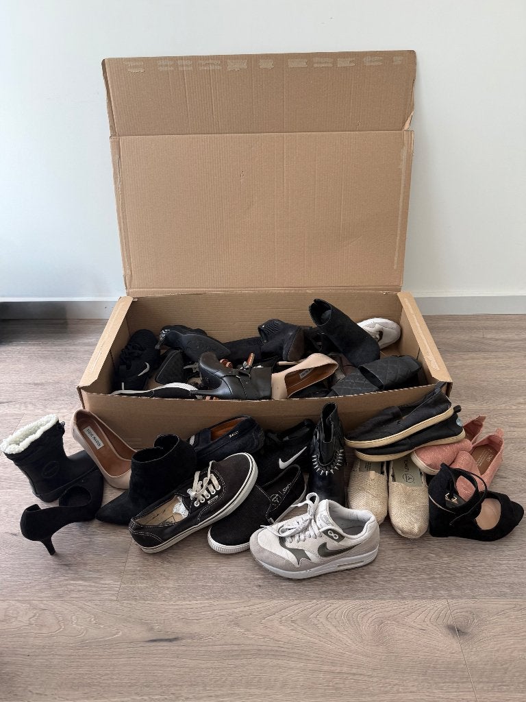 Doos met kwaliteits­schoenen – dames & heren, Ophalen, Overige kleuren, Overige typen, Zo goed als nieuw