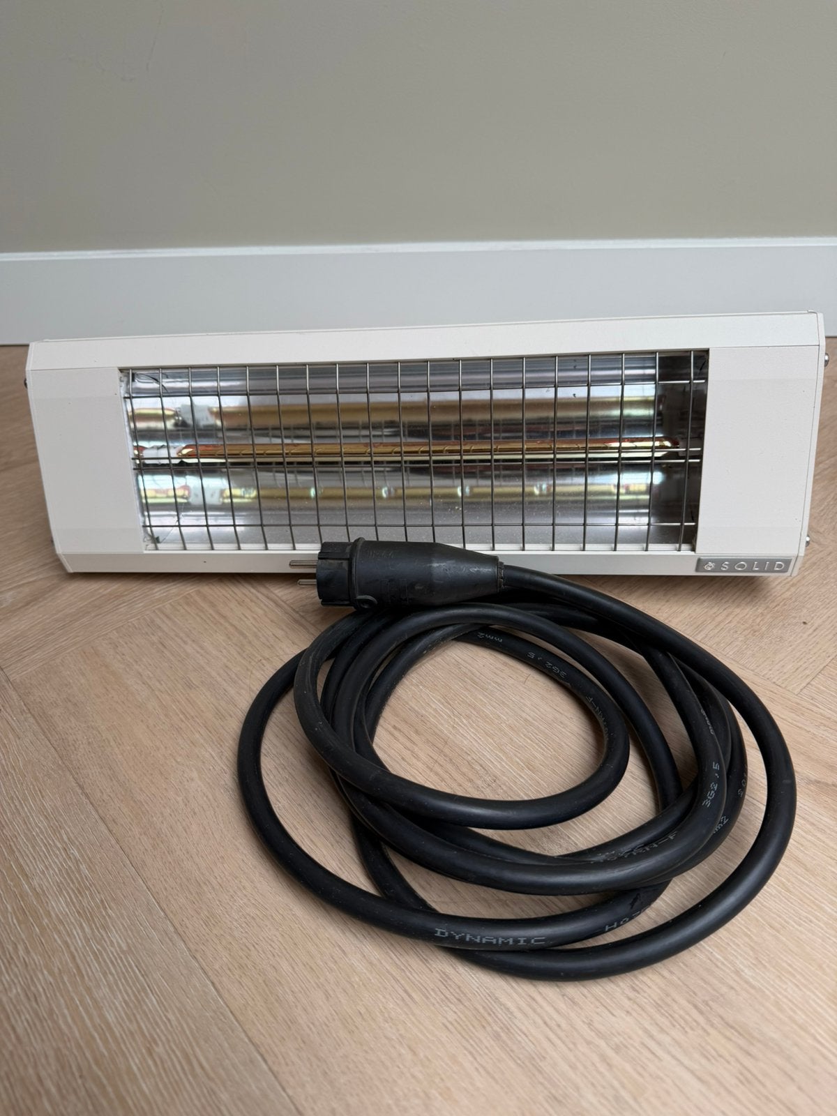 2 Solid sublime infrarood terrasverwamers 1500W, Tuin en Terras, Ophalen, Gebruikt, Wand