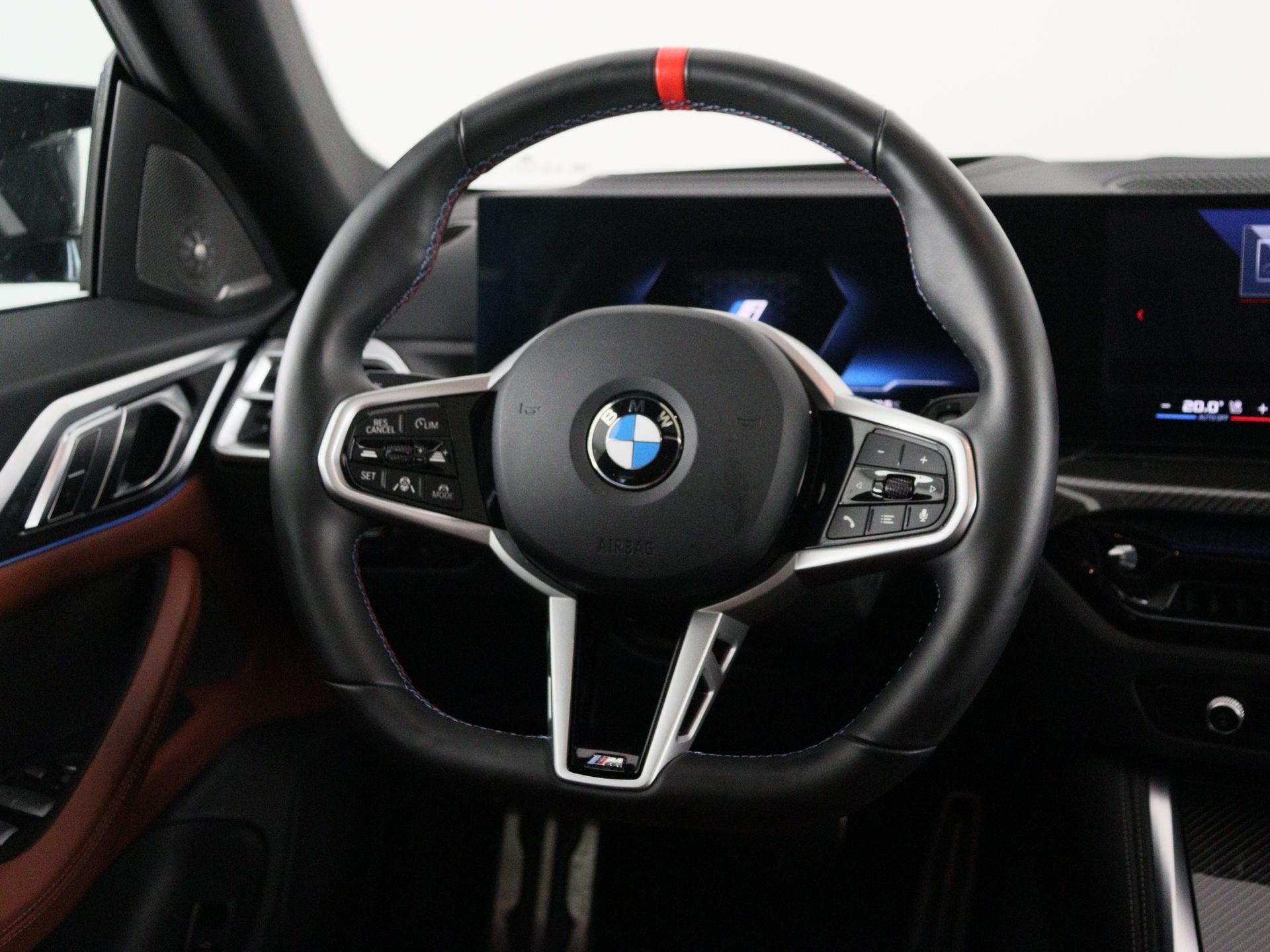 BMW i4 M60 M Sport Pro Edition 84 kWh (bj 2026, automaat), Auto's, Dealer onderhouden, Gebruikt, Zwart, Met garantie (alle)