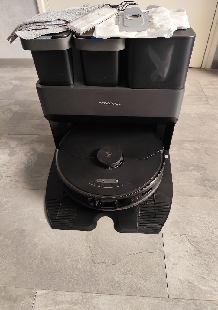 Roborock S7 MaxV Ultra met Dock - Zwart - Robotstofzuiger, Stofzak, Overige merken, Ophalen of Verzenden, Zo goed als nieuw
