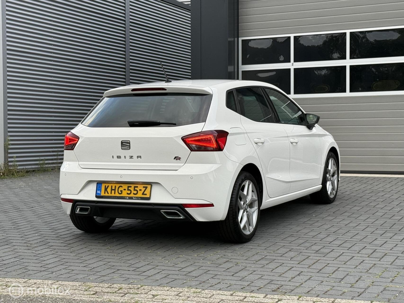 Seat Ibiza 1.0 TSI FR Cruise-17'inch-Stoelverwarming, Auto's, Seat, Stof, 95 pk, Bedrijf, Handgeschakeld