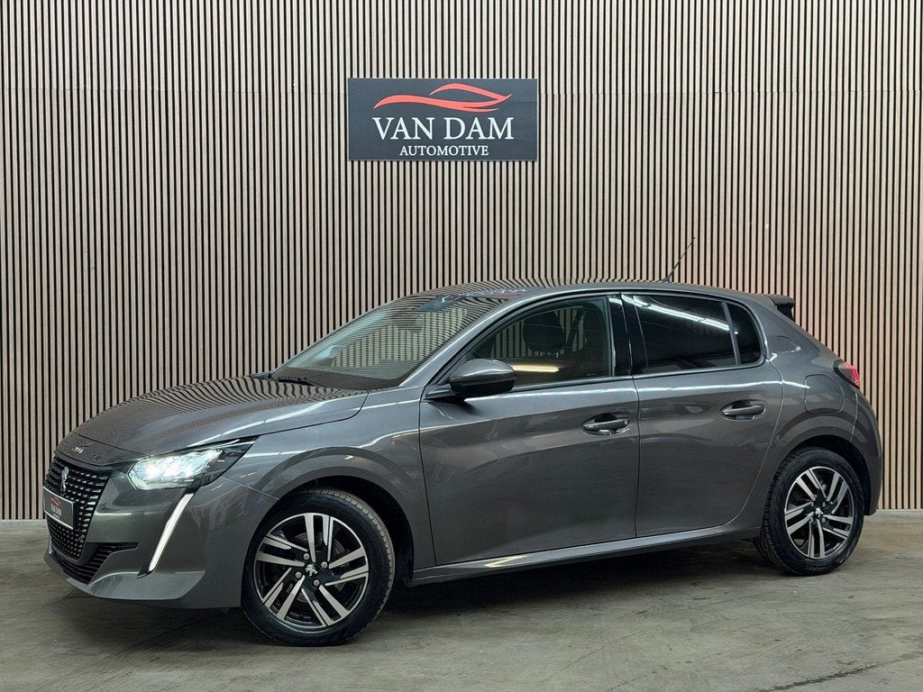 Peugeot 208 1.2 PureTech Allure Pack 2021 LED CAMERA CRUISE, Auto's, Peugeot, 101 pk, Gebruikt, Leder en Stof, 23 km/l