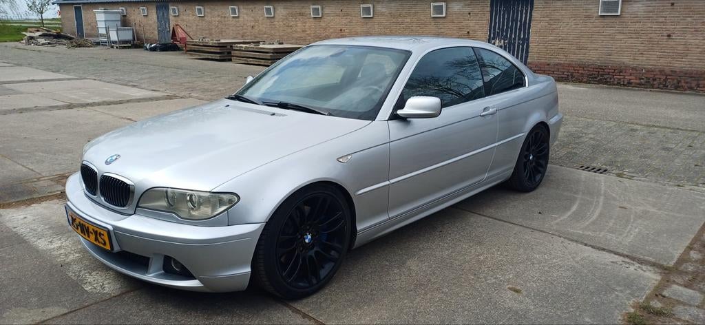 BMW 3-Serie 330 CI E46 AUT 2004, Automaat, 1440 kg, Zwart, 6 cilinders