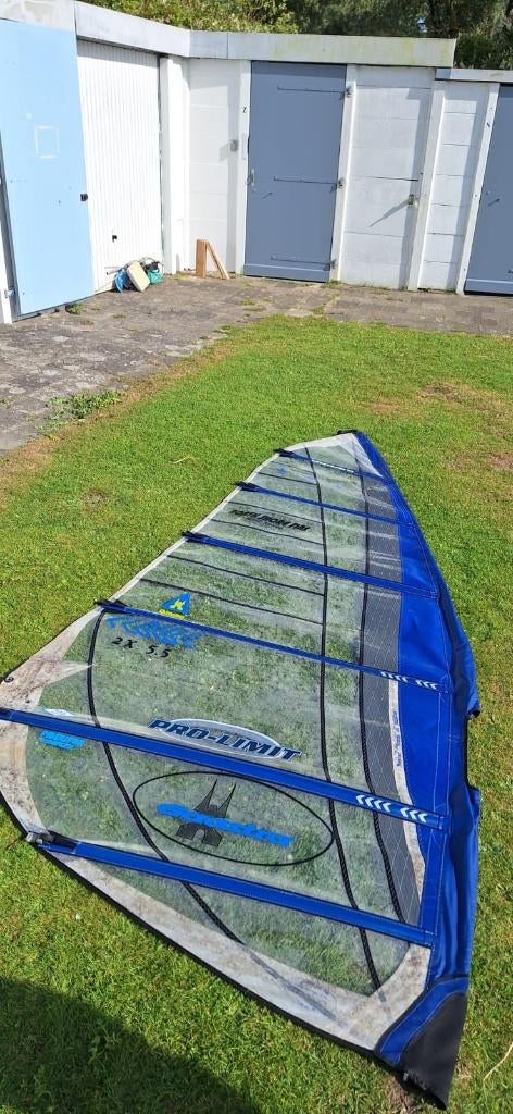 Gaastra 5.5 m² windsurf zeil met cambers – goede staat, Watersport en Boten, Windsurfen, Ophalen, Gebruikt, Zeil