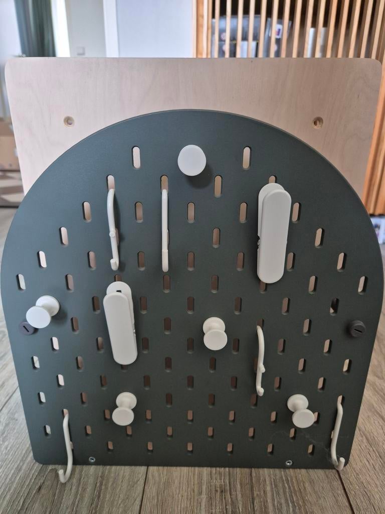 IKEA VATTENKAR wandorganizer met SKÅDIS accessoires, Ophalen of Verzenden, Zo goed als nieuw