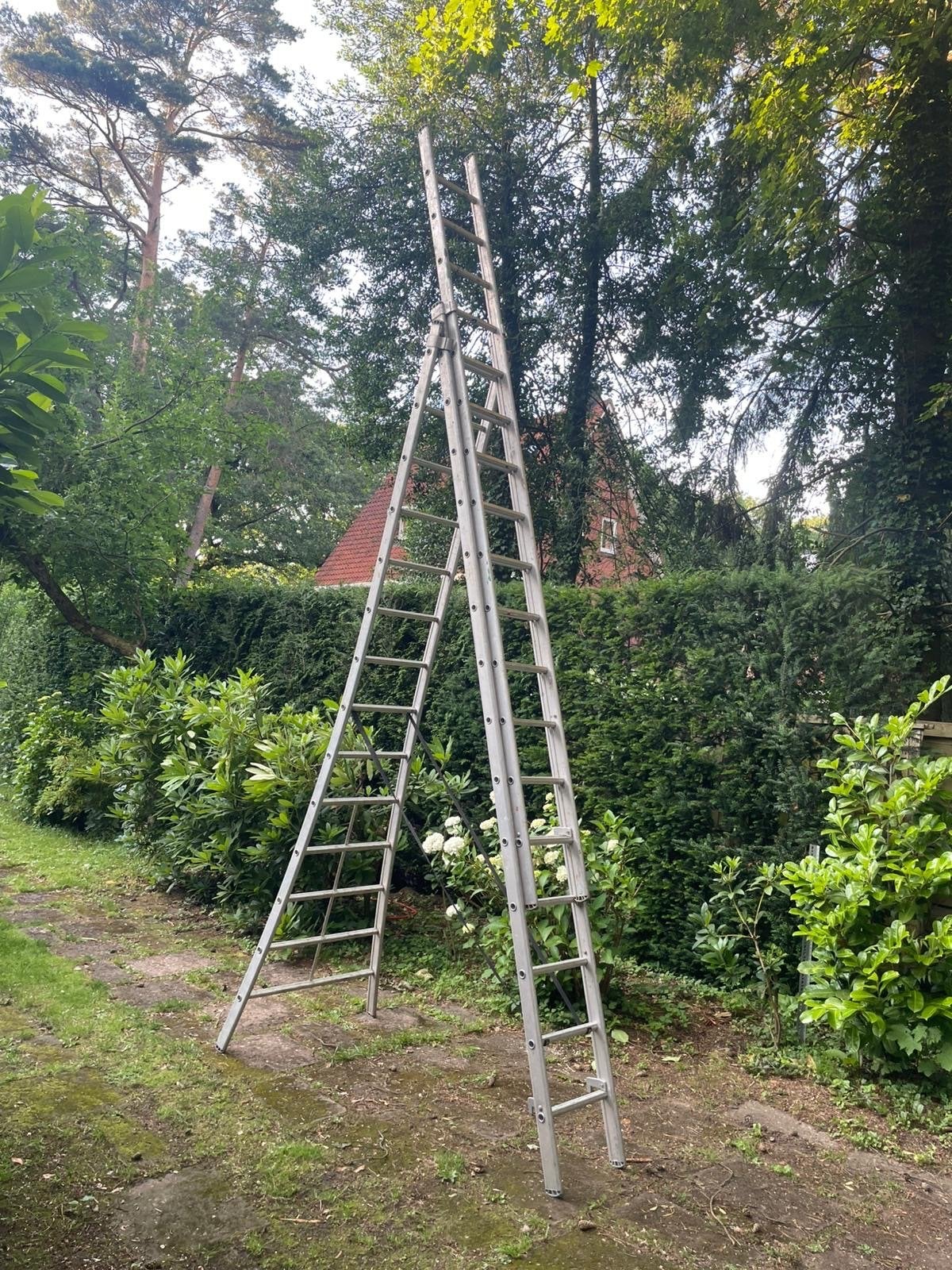 Uitschuifbare ladder 3x14 sporten, 9 meter, Doe-het-zelf en Verbouw, Ladders en Trappen, Ophalen, Gebruikt, Ladder, Opvouwbaar of Inschuifbaar