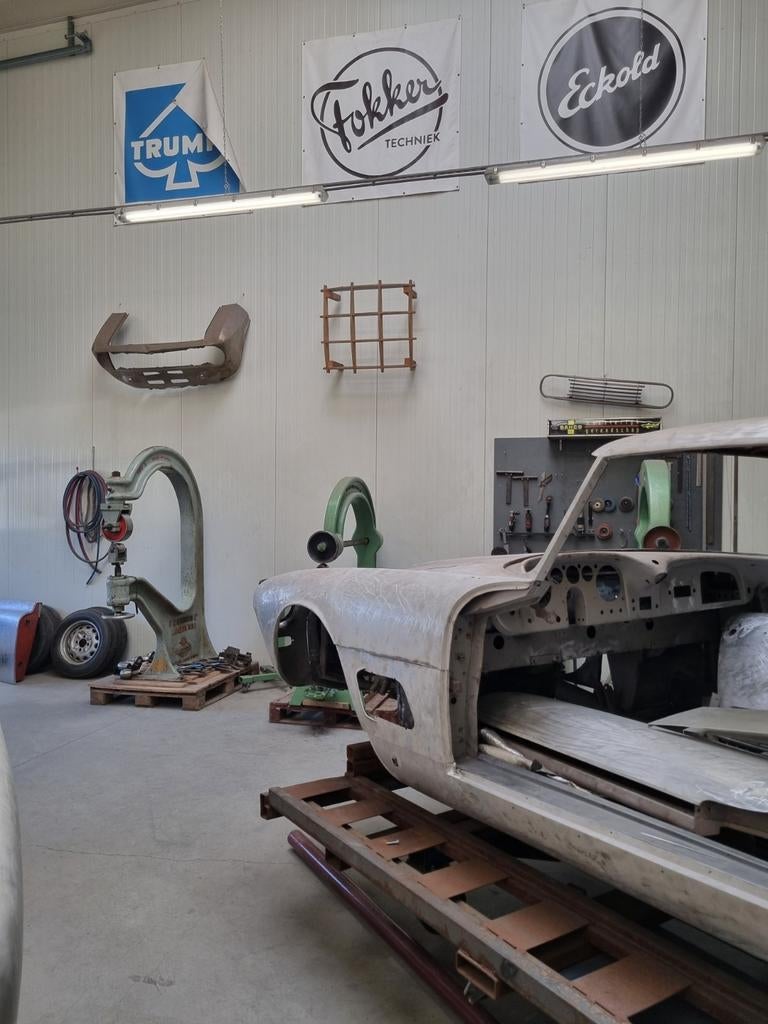 Foto 21 van Leer écht vakmanschap – traditioneel plaatwerken