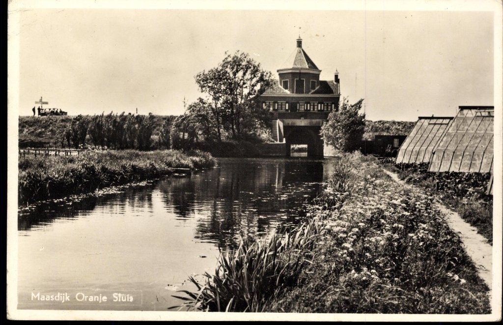 Maasdijk (Z.H.), Oranjesluis met Broeikassen, gelopen 1957, Verzenden, 1940 tot 1960, Gelopen, Zuid-Holland