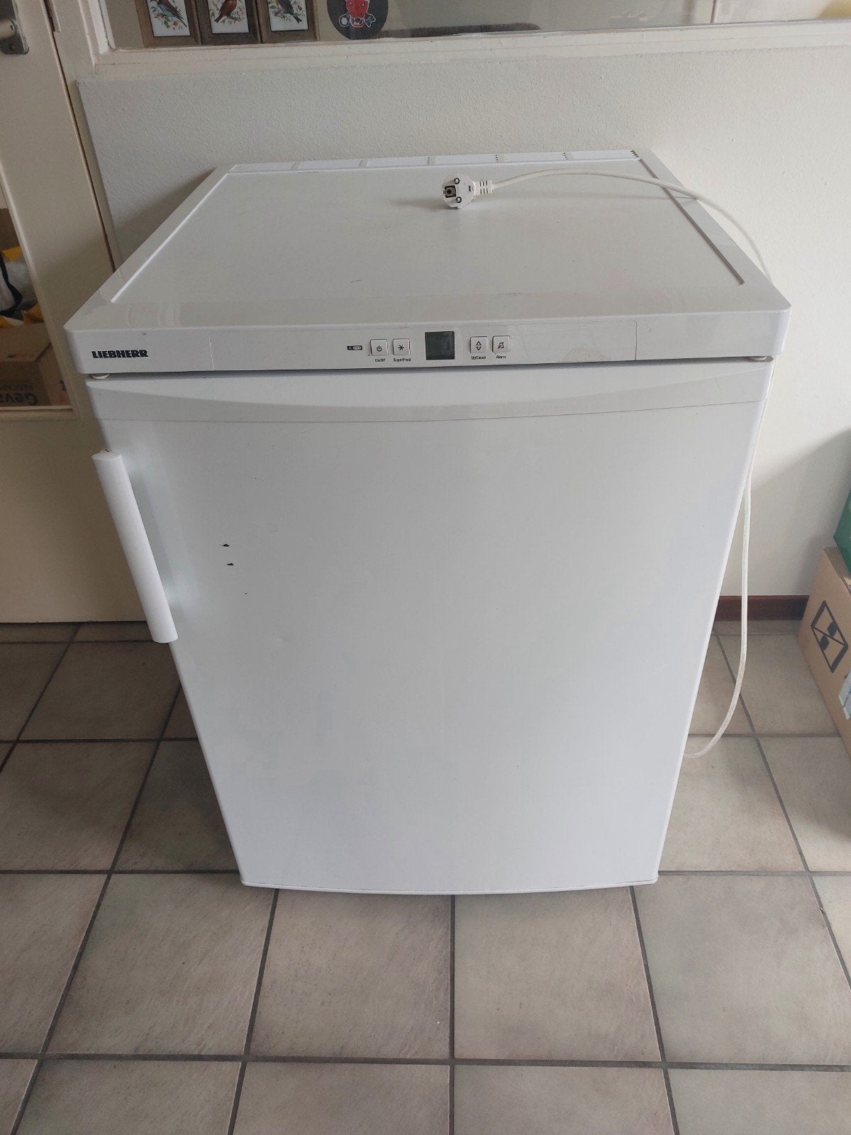 Liebherr vriezer met 4 lades (vrieskast ijskast tafelmodel), Witgoed en Apparatuur, Koelkasten en IJskasten, Gebruikt, 75 tot 100 liter