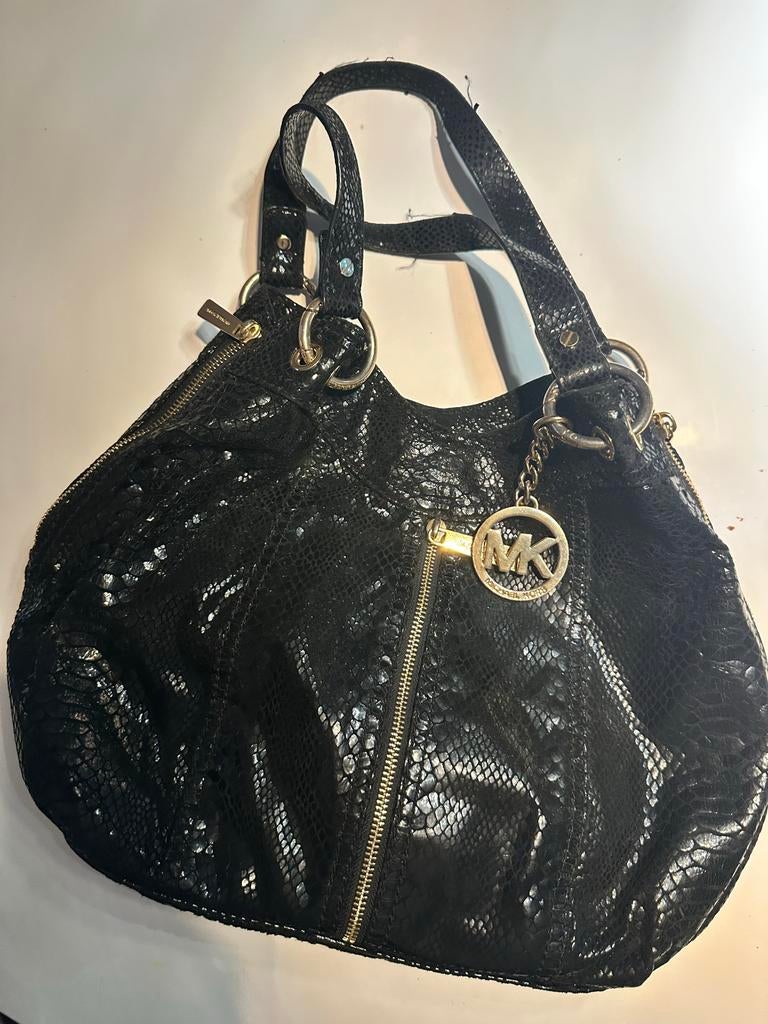 Michael Kors Zwarte Schoudertas met Slangenprint, Ophalen of Verzenden, Gebruikt, Zwart, Schoudertasje