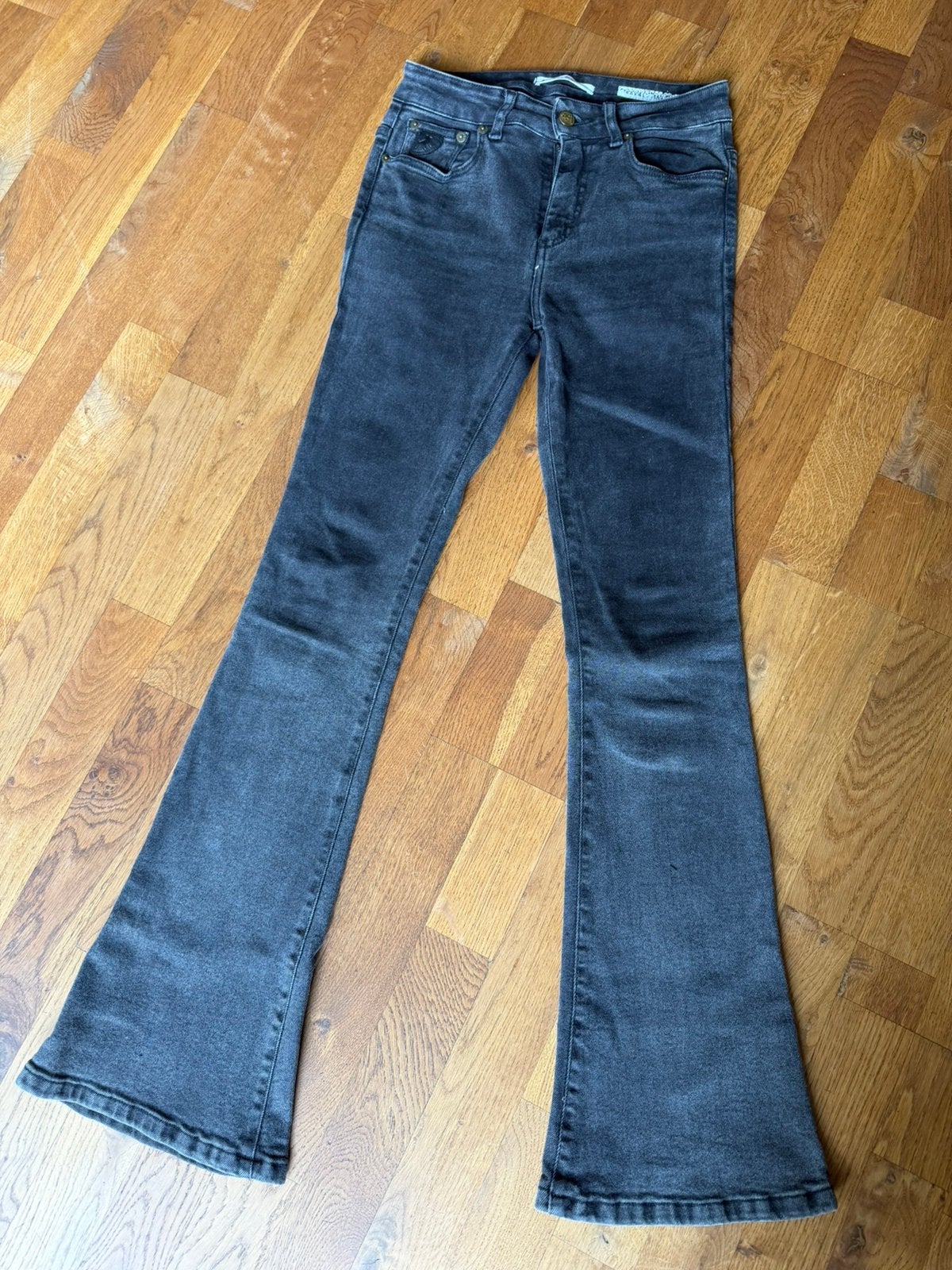 Spijkerbroek- Lois (zwart), Ophalen of Verzenden, Gedragen, Zwart, Overige jeansmaten