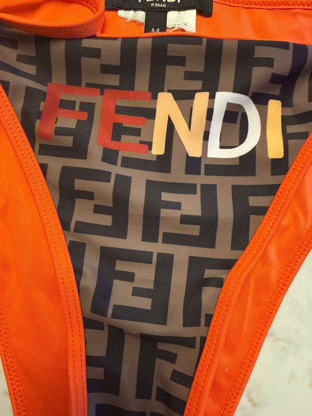 Fendi Bikini Maat M - Zo goed als nieuw, Kleding | Dames, Ophalen of Verzenden, Zo goed als nieuw, Oranje, Bikini