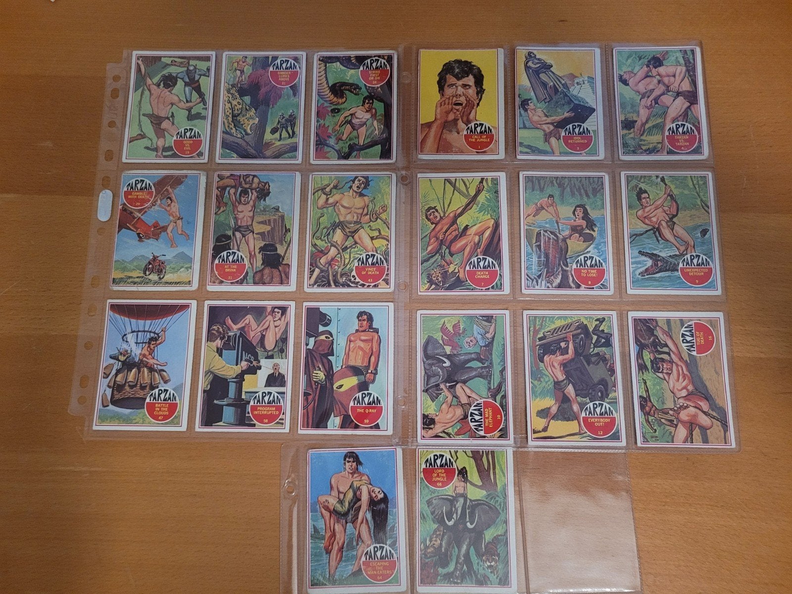 20x Tarzan 1966 Topps, Ophalen of Verzenden, Superheld, Plaatje, Poster of Sticker