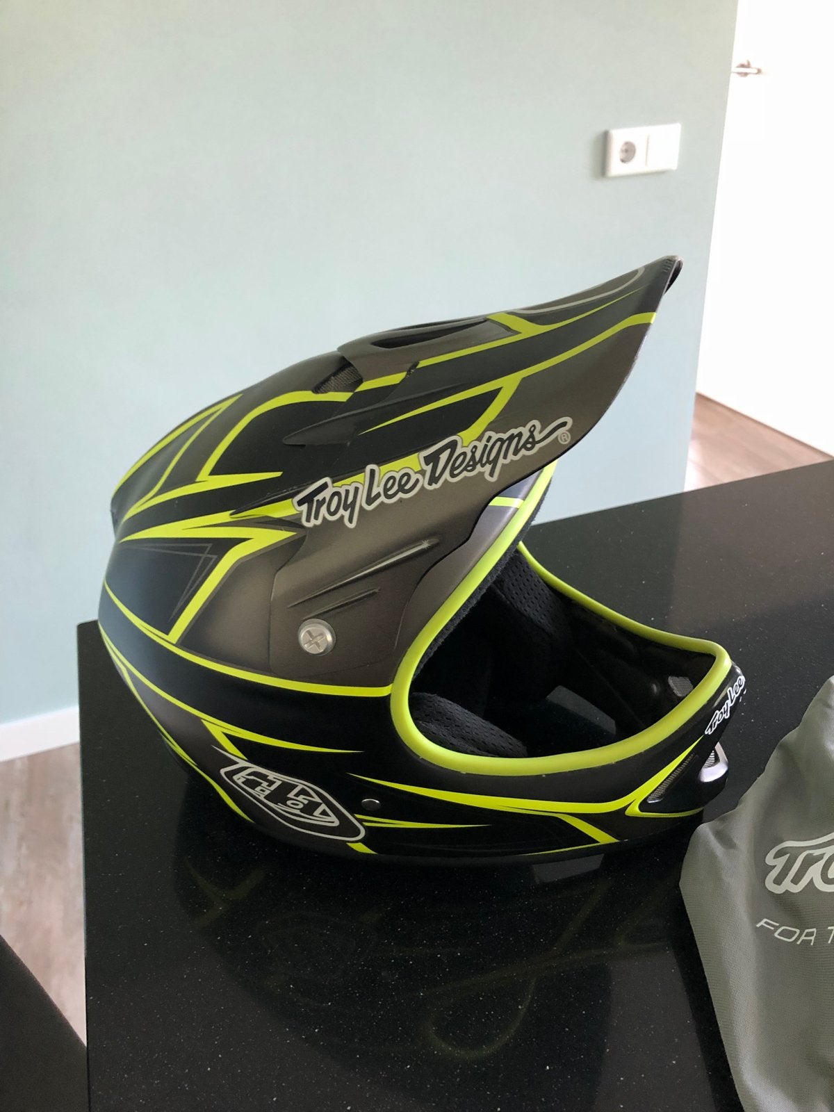 Troy Lee Designs BMX Helm Maat XS/SM Inclusief Tasje, Ophalen, Gebruikt, XS, Jongen