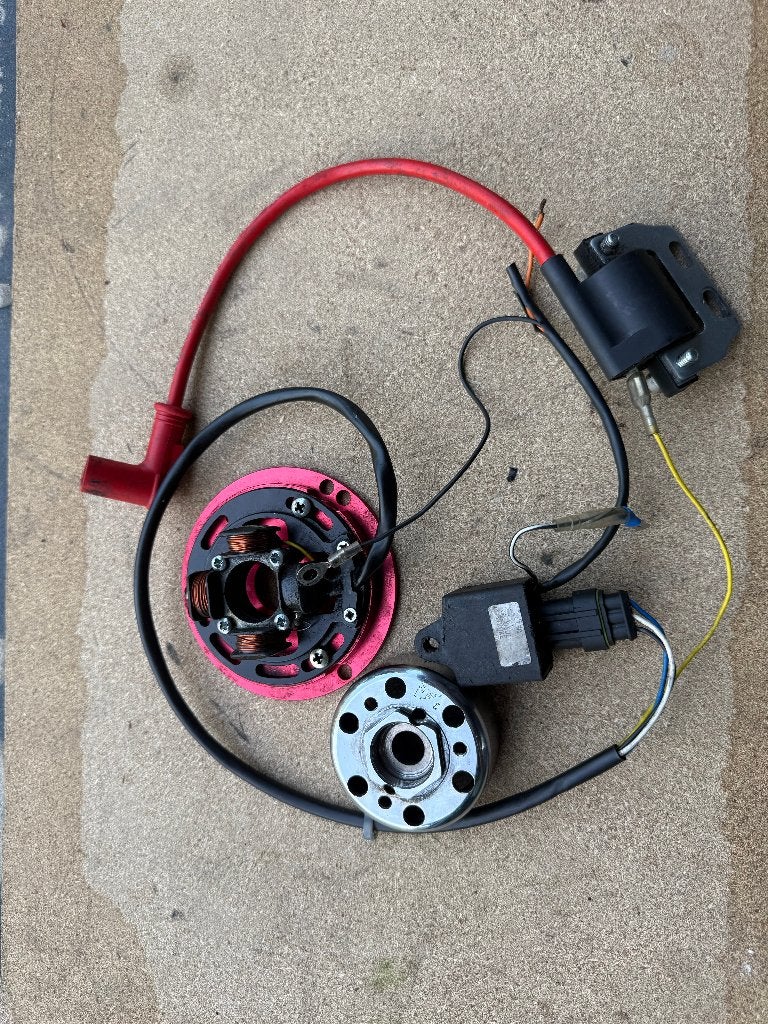 Piaggio/Gilera HPI 210 ontsteking met lichtspoel, Ophalen of Verzenden