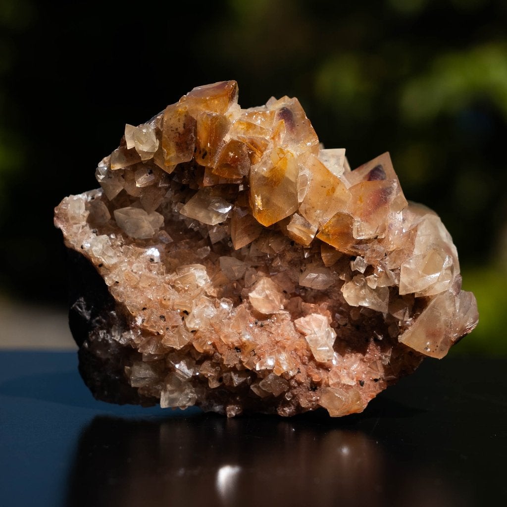 Calciet met hematiet uit Mexico, Verzamelen, Mineralen en Fossielen, Ophalen of Verzenden, Mineraal