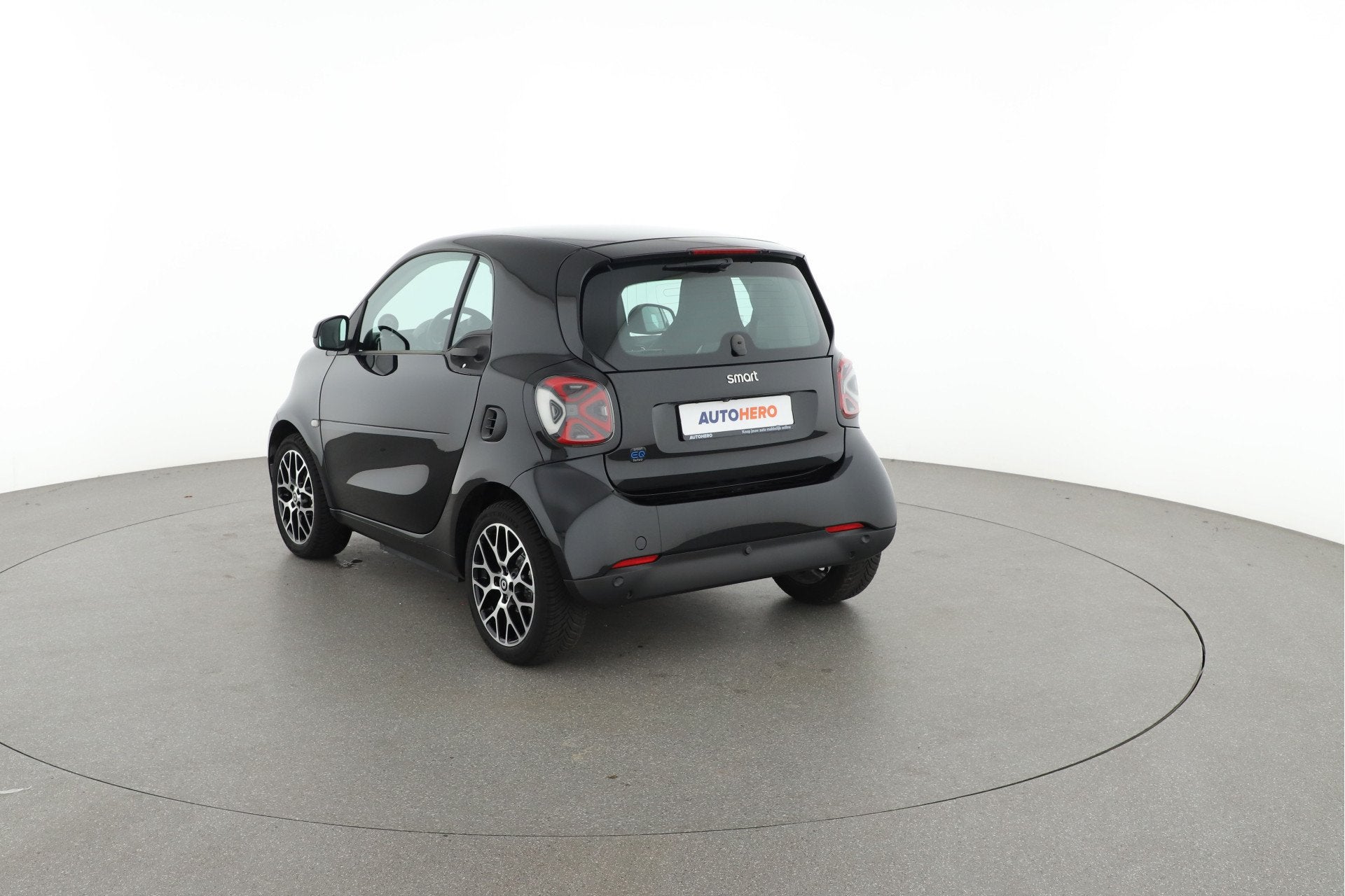 Smart Fortwo EQ Essential 18 kWh WH39673 (bj 2023), Auto's, Automaat, Achterwielaandrijving, Gebruikt, Met garantie (alle)