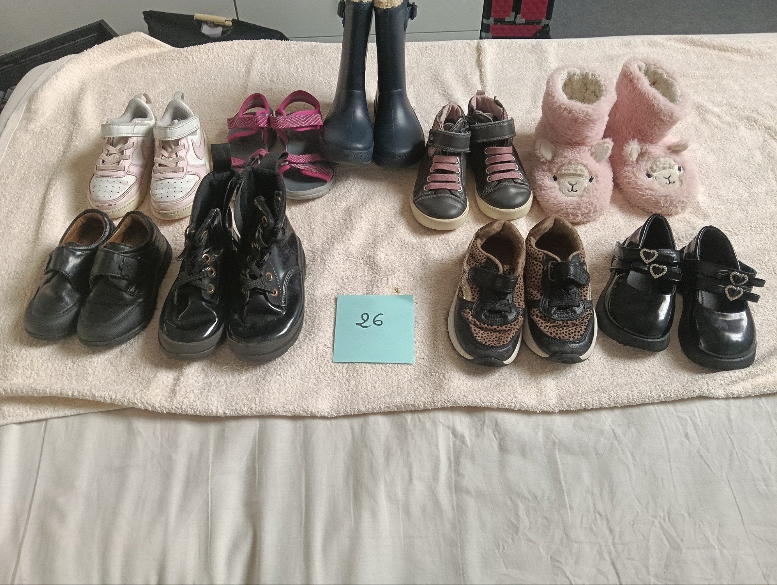 Diverse kinderschoenen maat 26 - Laarzen, sneakers, sandalen, Ophalen of Verzenden, Gebruikt, Jongen of Meisje, Laarzen