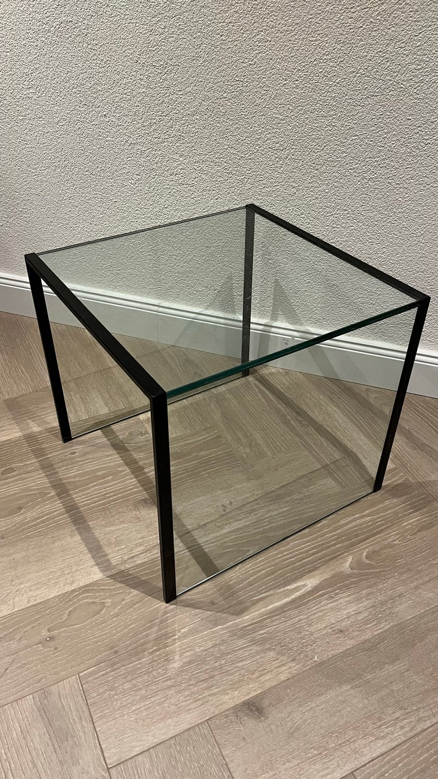 Stijlvolle glazen bijzettafel Tonelli, Minder dan 55 cm, Vierkant, Ophalen, 45 tot 60 cm