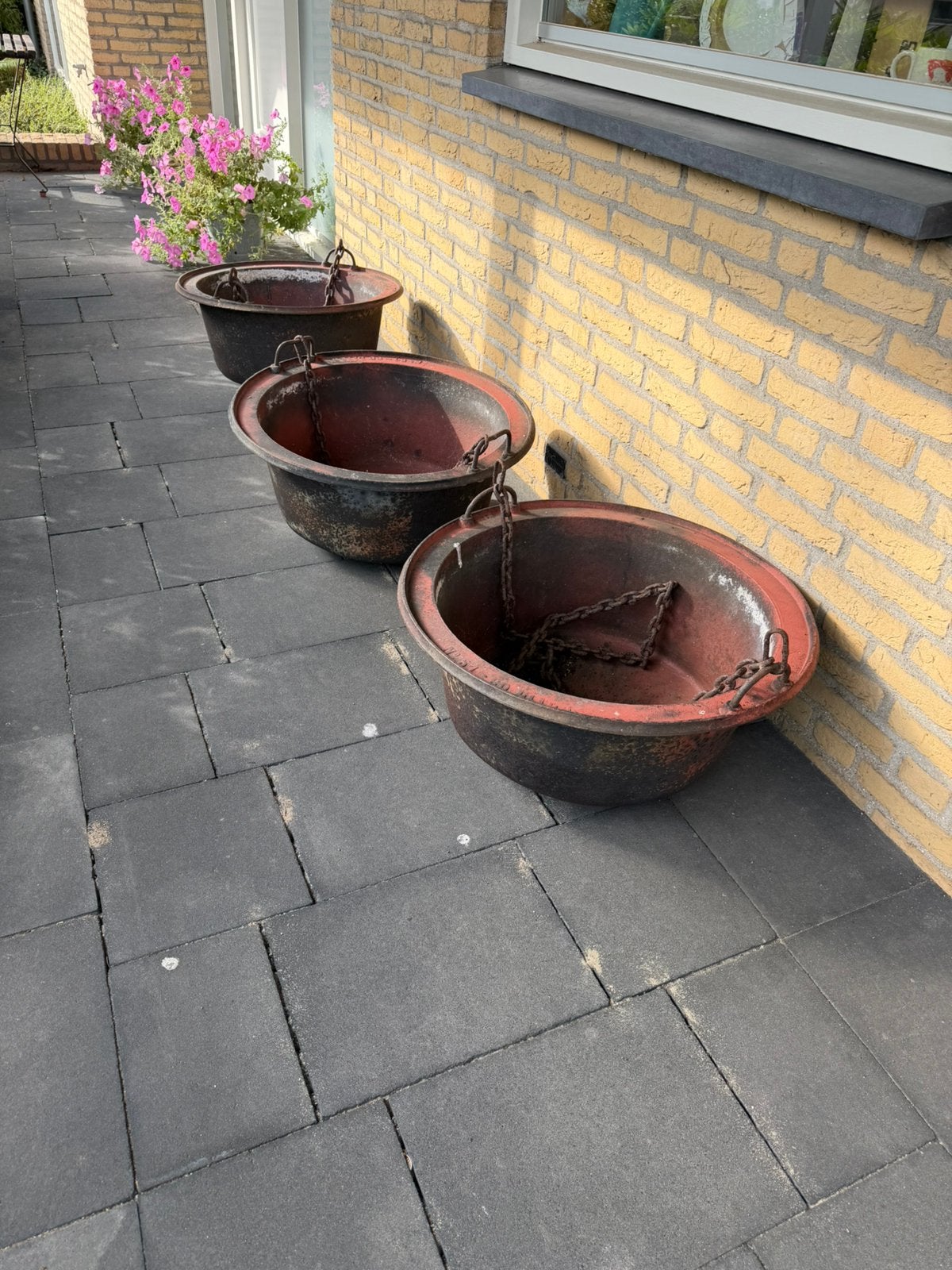 Drie gietijzeren plantenbakken te koop, Ophalen, Gebruikt, Rond, Balkon